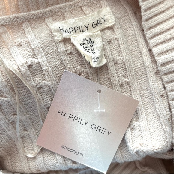 NWT V-Neck Sweater - Happily Grey - Picture 7 of 8